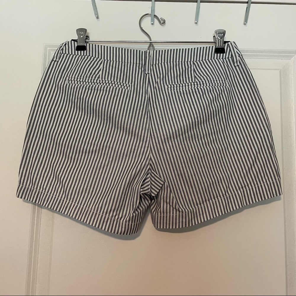 Old navy chino shorts. Blue and white stripe. Great condition - Picture 2 of 2